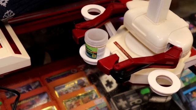 Робот-аксессуар для консоли Famicom - "Family Computer Robot" в магазине Денди смотреть онлайн