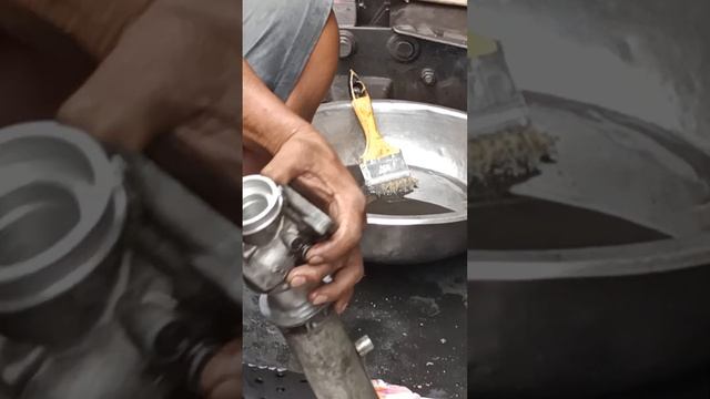 Replacing steering rack seal kit for TD27 Nissan Urvan смотреть онлайн