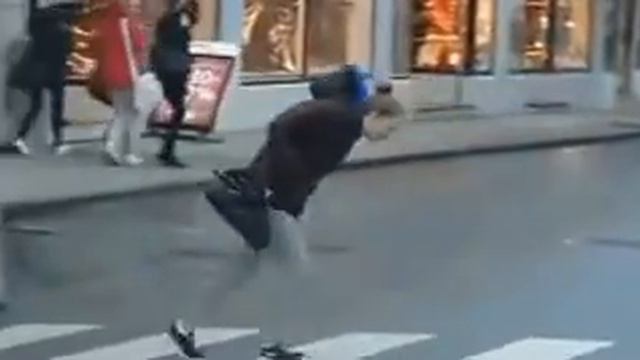Очень сильный ветер в Норвегии смотреть онлайн