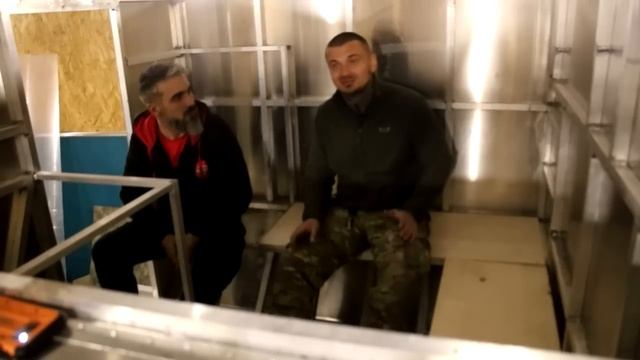 Самодельный дом на колесах (кемпер) на базе пикапа из Астрахани (Модуль построен из алюминия) смотреть онлайн