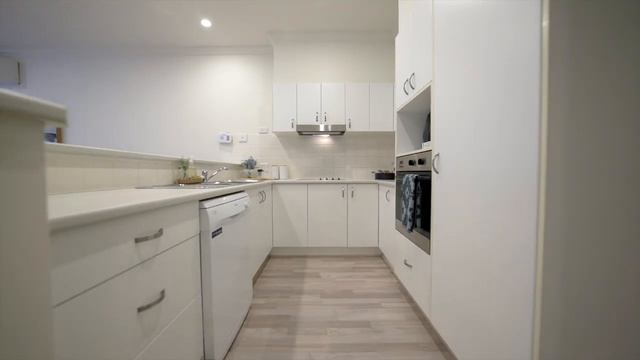 UNIT WALKTHROUGH VIDEO: Unit 131 Southern Cross Care Bedford Heights Estate Retirement Living смотреть онлайн