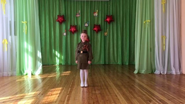 Песня "Расскажи мне дедушка..." смотреть онлайн
