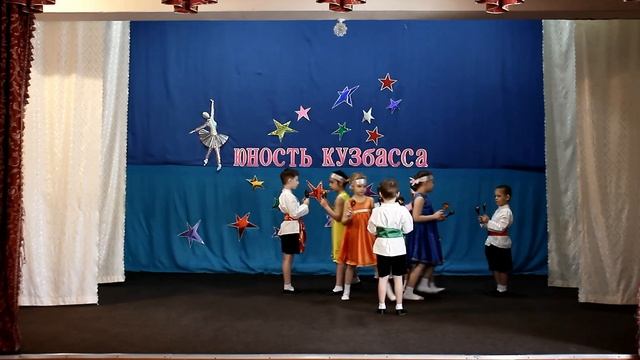 Д/с "Солнышко" подготовительная группа "Одуванчики" Танец с ложками смотреть онлайн