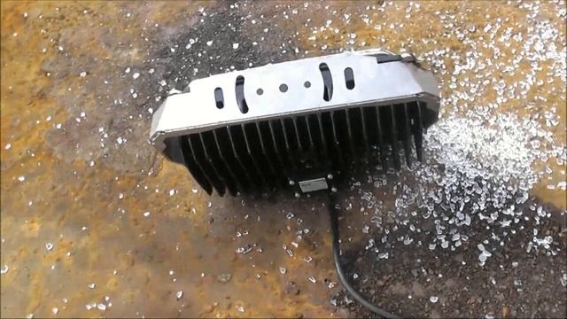 Судовой прожектор Luminel RLX-D - полевые испытания