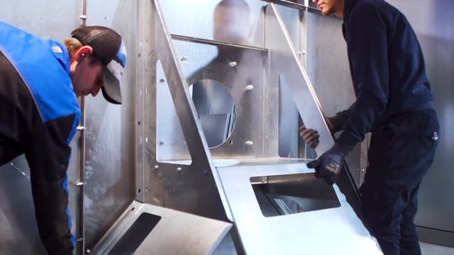 ЗАВОРАЖИВАЮЩИЙ процесс | Производство вентиляционных агрегатов | Покрасочная камера смотреть онлайн