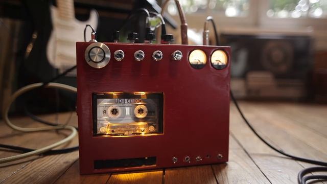 DIY cassette tape delay / echo (stereo) смотреть онлайн