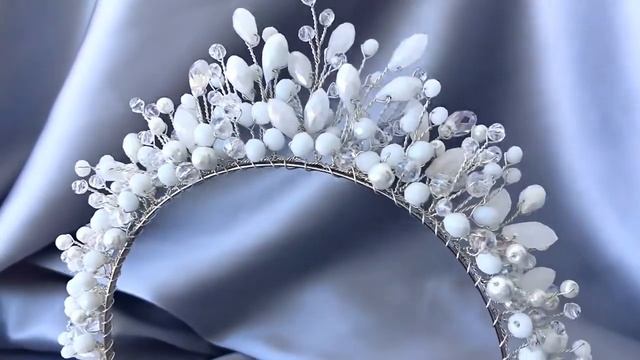 Свадебная диадема и серьги из хрусталя смотреть онлайн