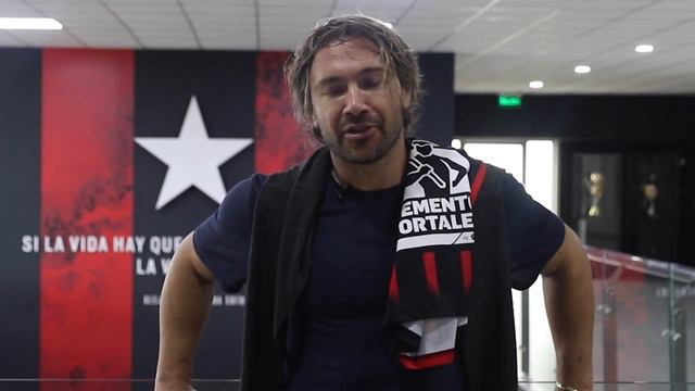 Diego Lugano ve muchas similitudes entre el CAR y el complejo del PSG смотреть онлайн