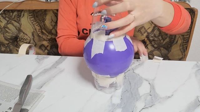 Изготовление вазы из газеты. Часть 1. Основа вазы смотреть онлайн