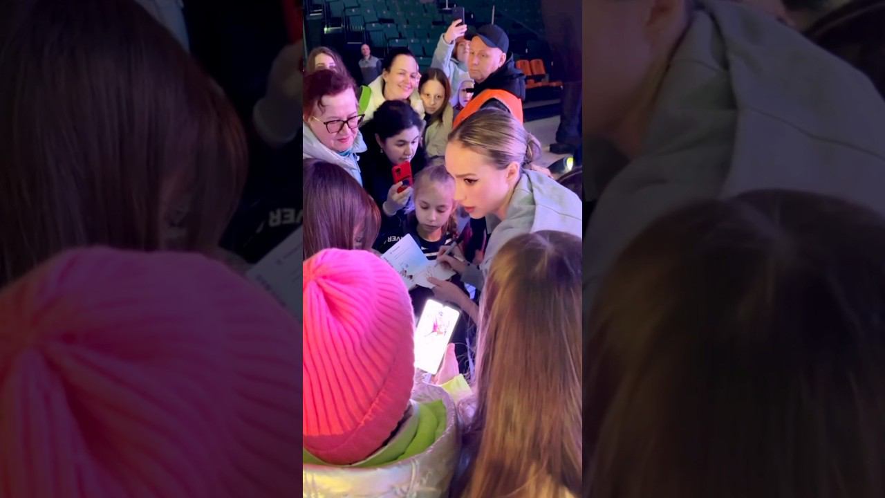 Алина Загитова после шоу "История любви Шахерезады" в Казани (31.03.2024) #shorts смотреть онлайн