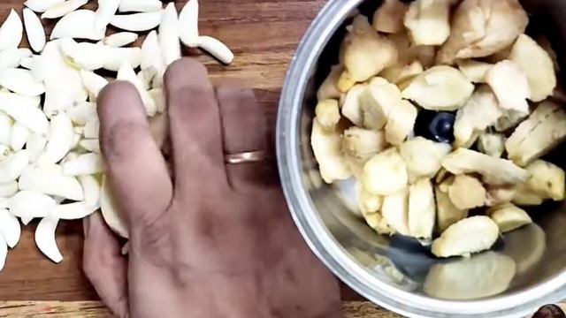 GINGER GARLIC PASTE/How To Make Homemade Ginger Garlic Paste / Easy Homemade Recipes
