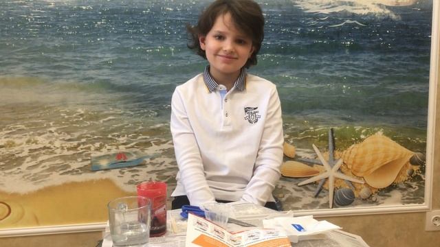 Делаем опыт извержение вулкана Doing volcanic eruption experience смотреть онлайн