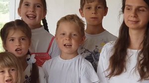 Красивое пение "Каждое утро ищу я..."