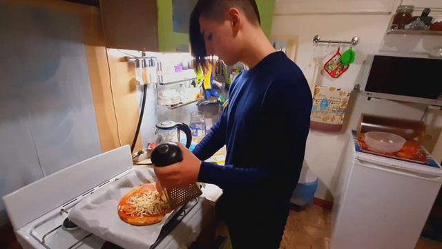 СДЕЛАЛ ПИЦЦУ-ДОЛБИЦУ кулинария #7 смотреть онлайн