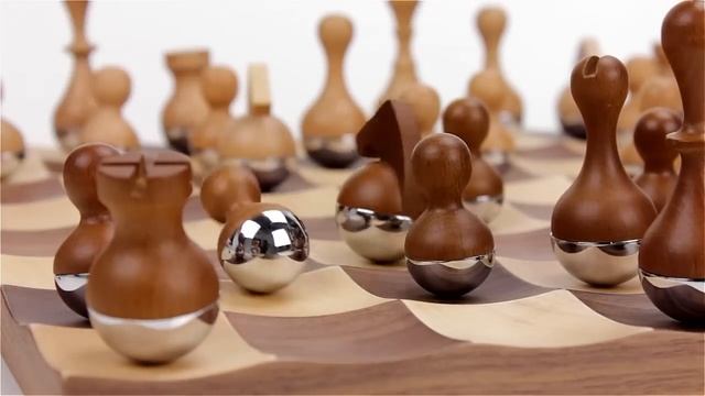 Umbra Wobble Chess Set смотреть онлайн