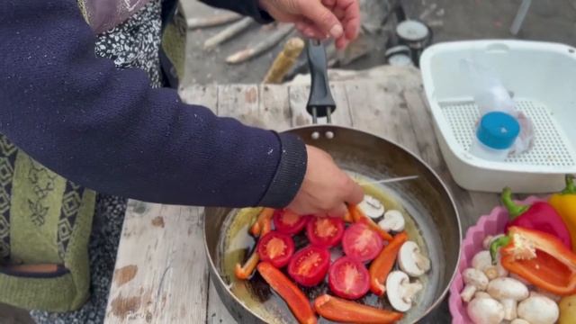 Nomadic Life: Cooking Traditional Chicken In Turkmenistan | NOMADIC RURAL LIFE