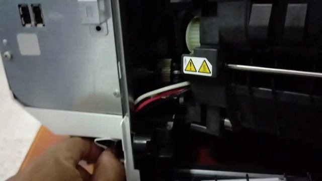 Como cambiar unidad Fusora Impresora Ricoh IM 550 смотреть онлайн