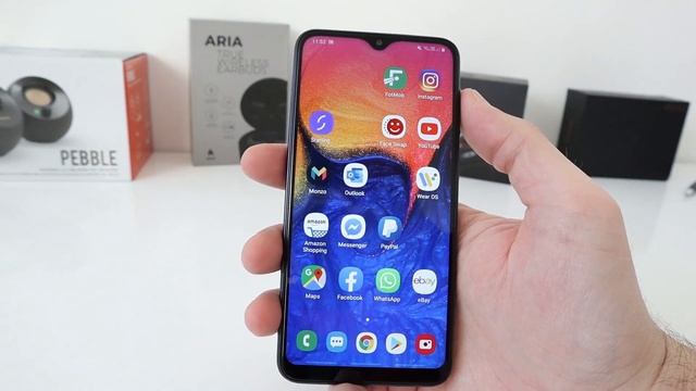 Samsung Galaxy A10 Review - Amazon Number 1 Selling Smartphone смотреть онлайн