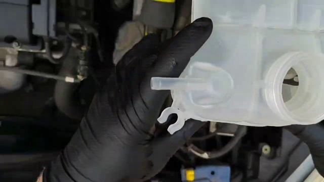 OPEL VAUXHALL ASTRA J, PROBLEMI SA MANJKOM ANTIFRIZA, COOLANT LEVEL LOW, - ADD COOLANT