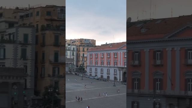 Napoli. Piazza del Plebiscito смотреть онлайн