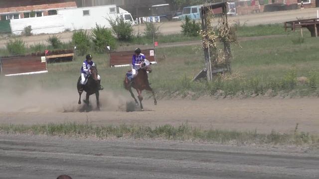6.Скачка для лошадей полукровных пород 2-х лет дистанция 1000 метров смотреть онлайн