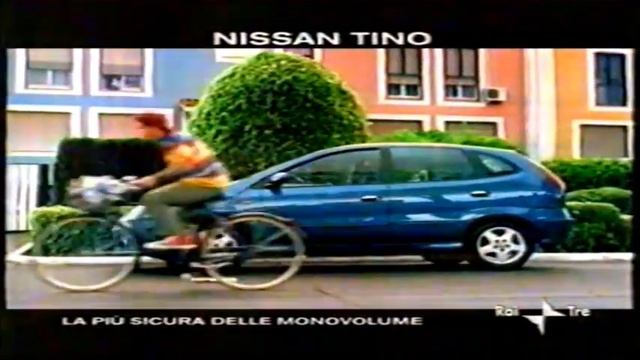 (Summer SP) (Italy) 2002 Nissan Almera Tino Commercial смотреть онлайн
