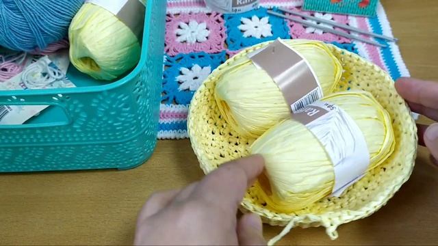 Шляпка из рафии. Первый процесс августа. Вязание крючком для девочки. смотреть онлайн