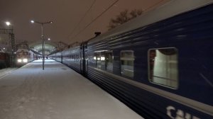 Электровоз ЭП2К-035 с поездом №4 «Экспресс» Москва – Санкт-Петербург