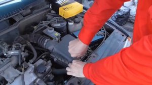 Залил масло лукойл 15w40 и что труба?