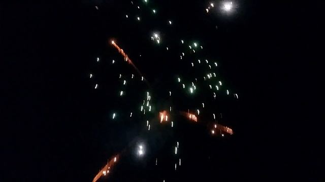 Салют в честь Дня рождения моей внучки?? смотреть онлайн