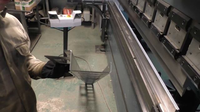 ЧПУ лазер для резки металла. Часть 2 смотреть онлайн