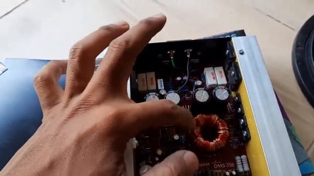Unboxing & review kit monoblok subwoofer mobil DMS 350 500 WATT смотреть онлайн