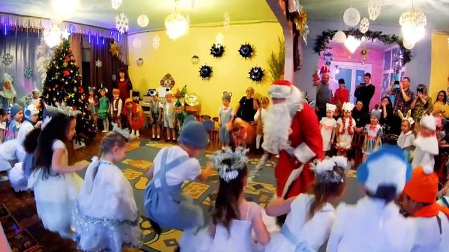 Новогодний утренник в д/с №5 24.12.2019 смотреть онлайн