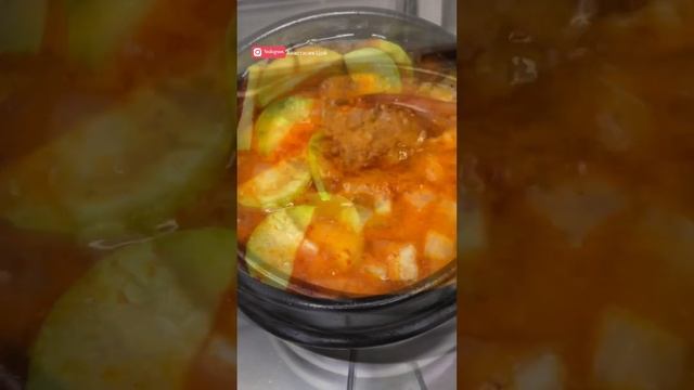 Корейский суп Пуктяй.