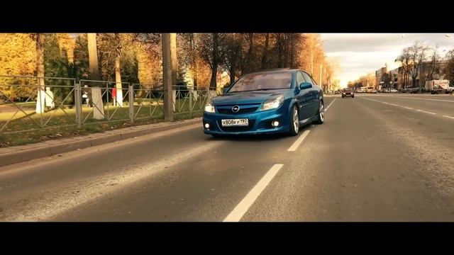 Opel Vectra OPC смотреть онлайн