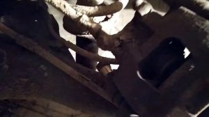 Замена тормозных колодок на автомобиле BYD F3R