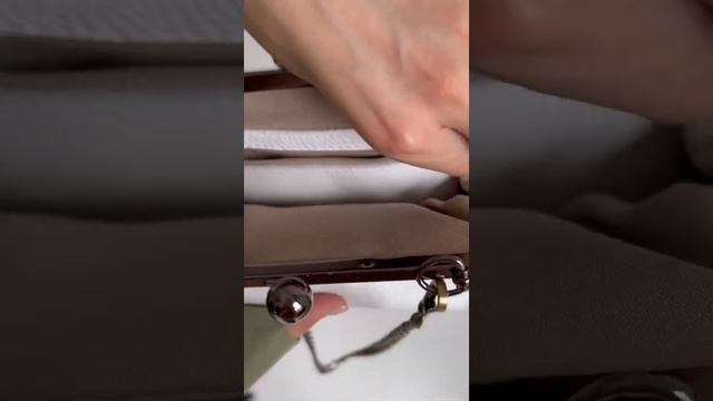 Видеообзор женской сумки мини-саквояж - Unusual смотреть онлайн
