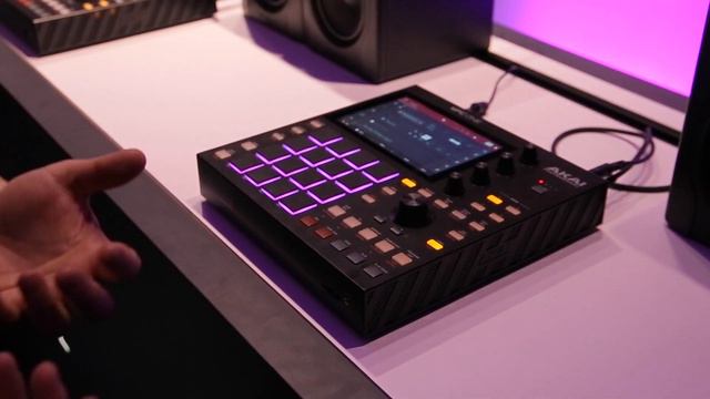 Akai Pro MPC One | NAMM 2020 смотреть онлайн