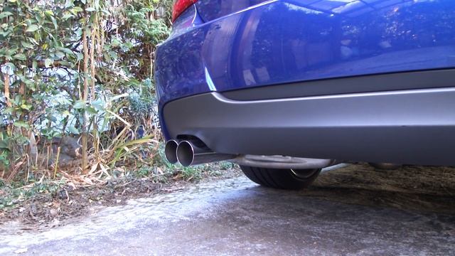 BMW E90 320i BMW Performance Exhaust