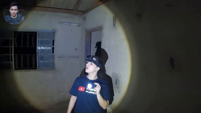 MENINA QUERIA MOSTRAR ALGO PARA A THAIS