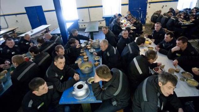 Можно ли барыжить в тюрьме смотреть онлайн