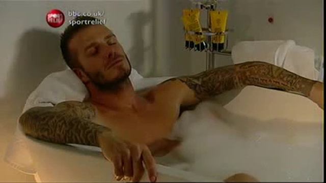 Smithy Becks. Бэкхем отжигает)).flv смотреть онлайн