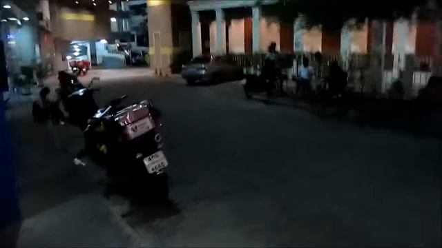 Прогулка по чайнатауну (chinatown) и возвращение в район Khaosan Road, Бангкок смотреть онлайн
