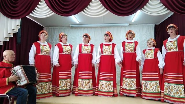"Народный коллектив" фольклорный ансамбль "Задоринка" СДК с Толстовка "Куда бежишь тропинка милая" смотреть онлайн