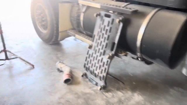 Cummins X15 engine swap смотреть онлайн