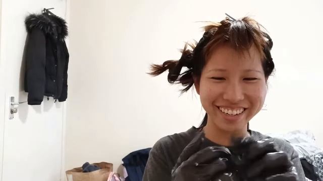 DIY BALAYAGE AT HOME! L'Oreal Paris Colorista Permanent Hair Effect Ombre