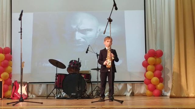 Е. Букур "Вальс"- Вязников Максим, 8 лет смотреть онлайн