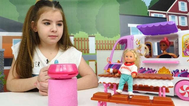 Сборник видео для девочек — Игры в дочки матери с Барби и Штеффи — Доктор для Хаги Ваги смотреть онлайн