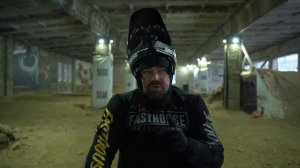 Секрет как прыгать бревна в эндуро.