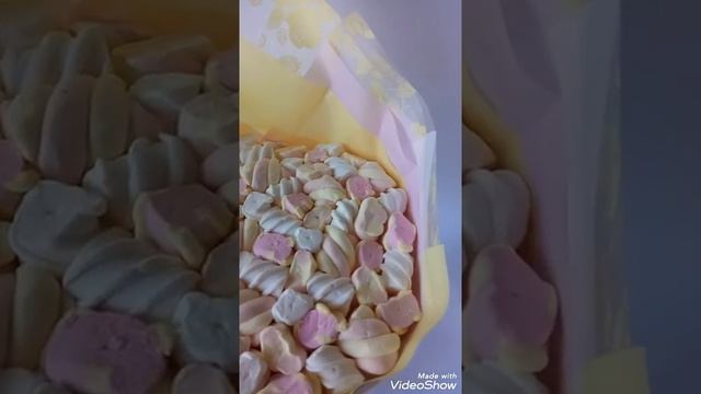 Ручной букет из маршмеллоу "Розовая мечта" смотреть онлайн